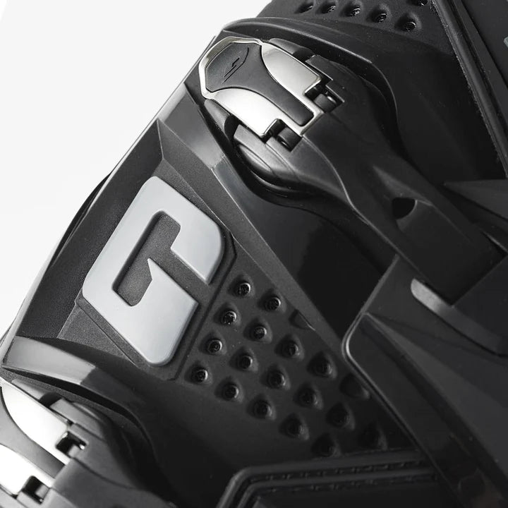 SG12 BLACK